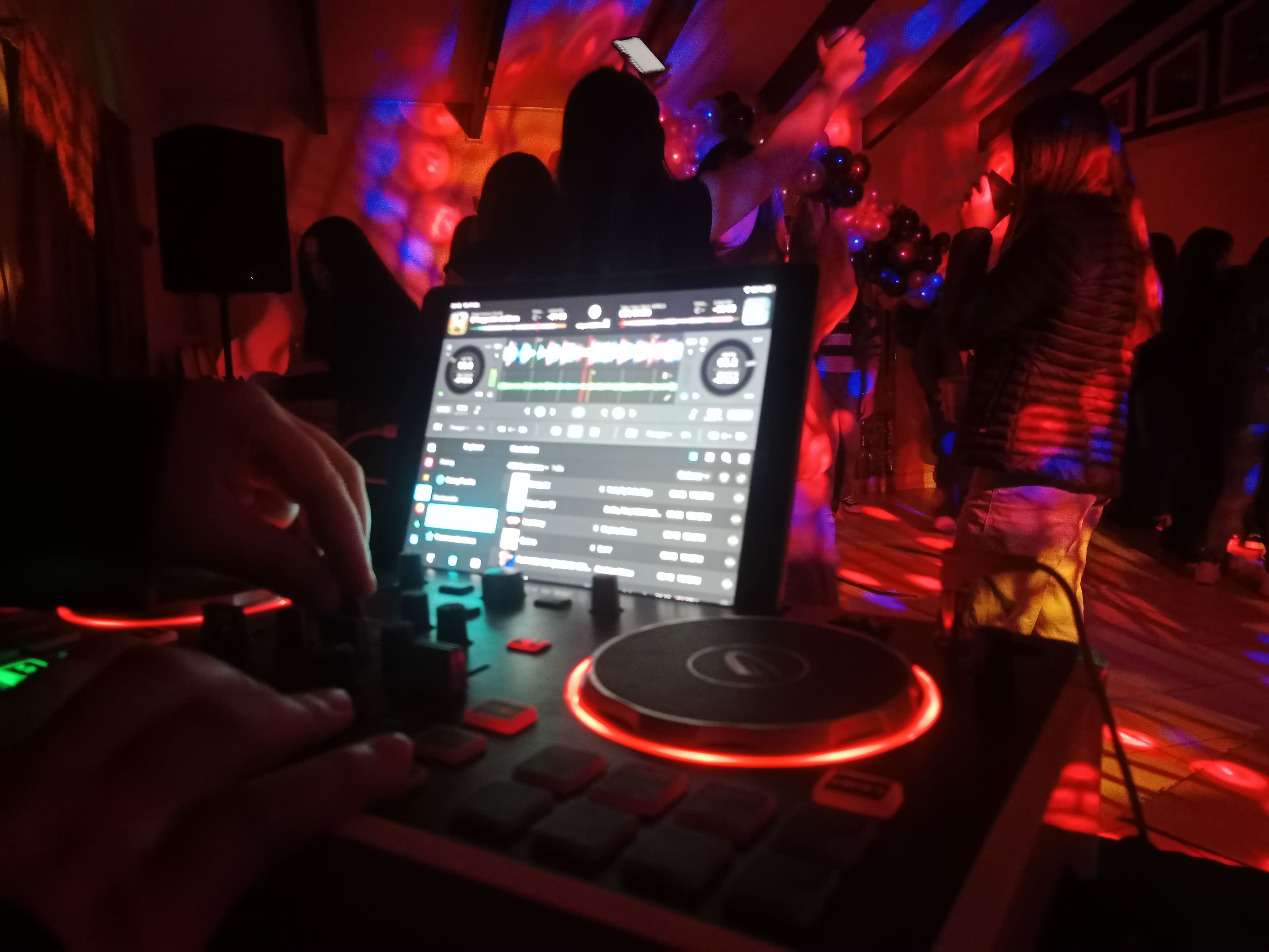 DJ Fiestas Privadas Punta Arenas - Celebraciones únicas y personalizadas